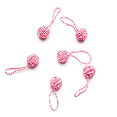 HiyaHiya-Yarn-Ball-Stitch-Markers-Pink_HiyaHiya-maskemarkorer-strikkemarkorer_Garn10
